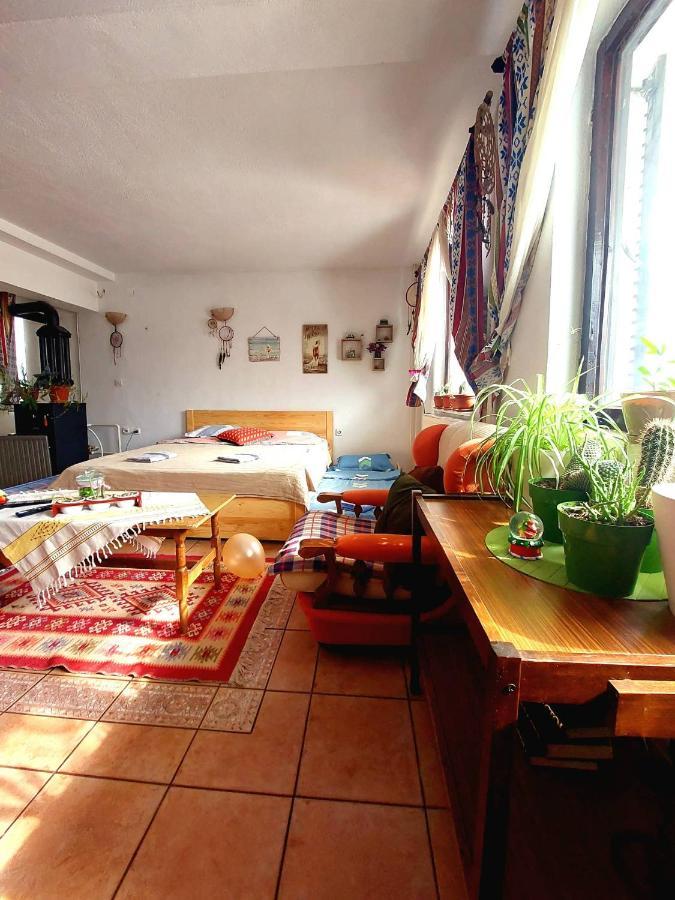 Incredible Apartment With A Mountain View - Matka Σκόπια Εξωτερικό φωτογραφία