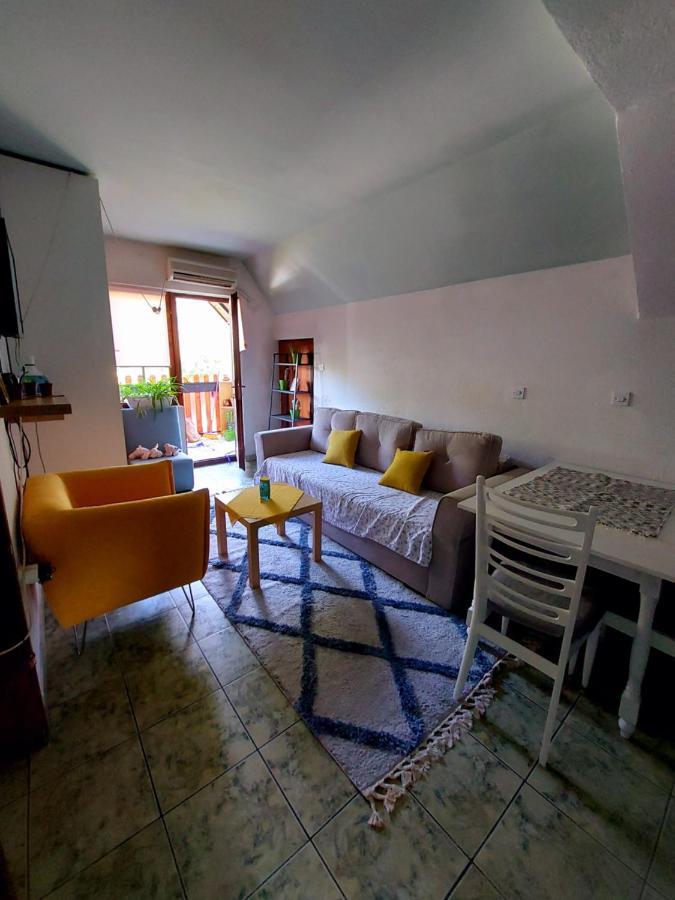 Incredible Apartment With A Mountain View - Matka Σκόπια Εξωτερικό φωτογραφία